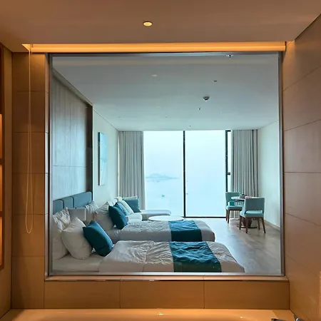 Alacarte Ha Long - Sea View Studio